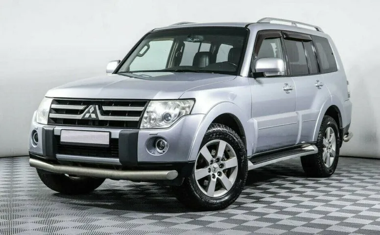 Mitsubishi Pajero 3.2 Автомат