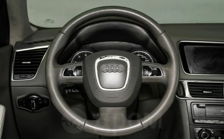 Audi Q5, 1 поколение