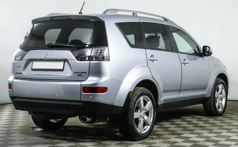 Mitsubishi Outlander 2.4 Вариатор