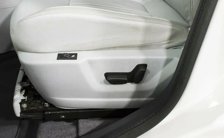 Peugeot 3008 I