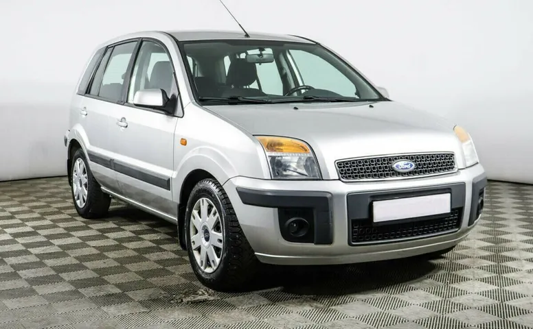 Ford Fusion I Рестайлинг