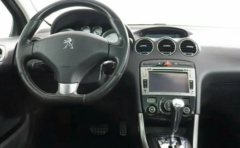 Peugeot 308 1.6 Автомат