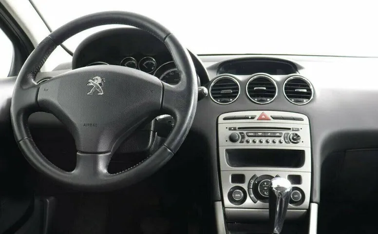 Peugeot 308 1.6 Автомат