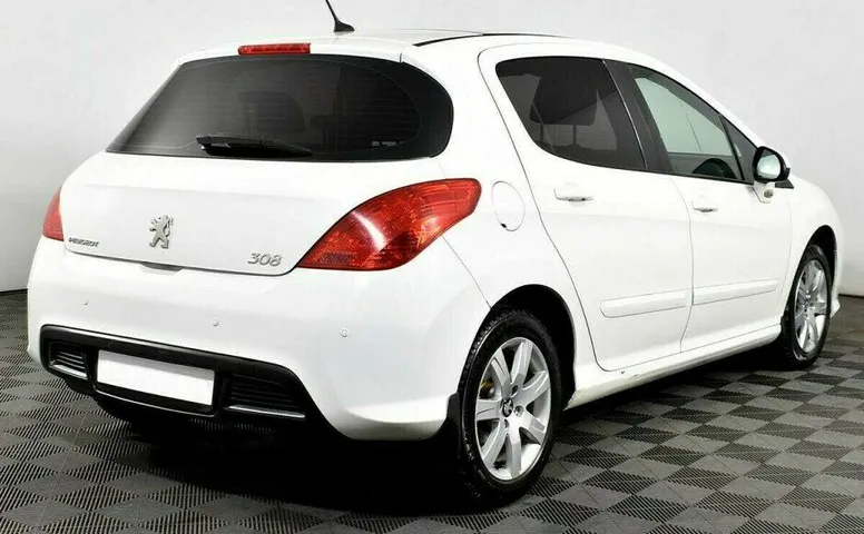 Peugeot 308 1.6 Автомат