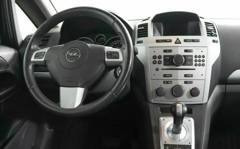 Opel Zafira 1.8 Робот