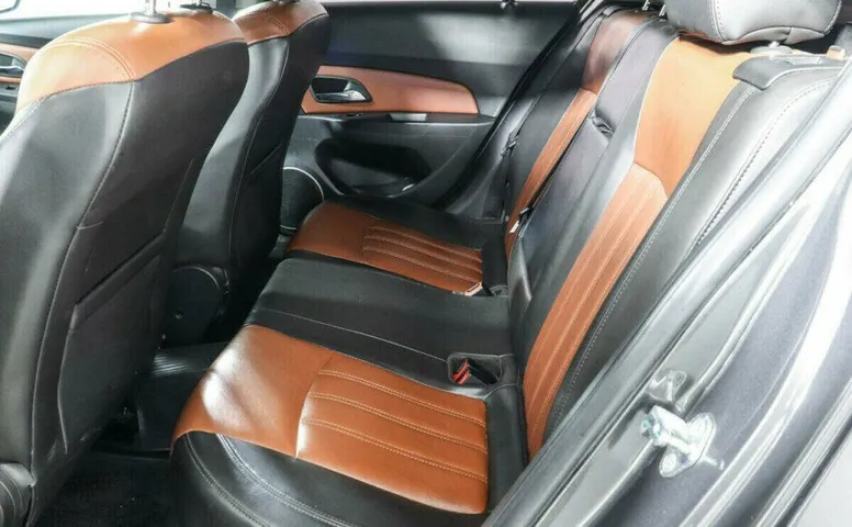 Chevrolet Cruze 1.8 Автомат