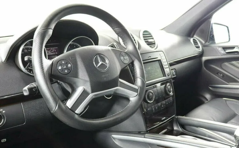 Mercedes-Benz M-Класс 3.5 Автомат