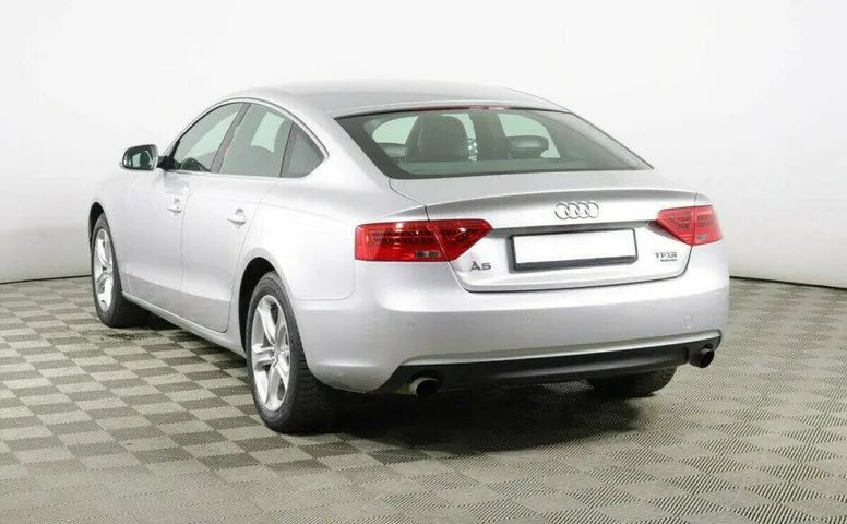 Audi A5 2.0 Робот