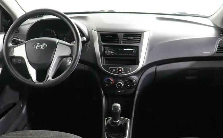 Hyundai Solaris I