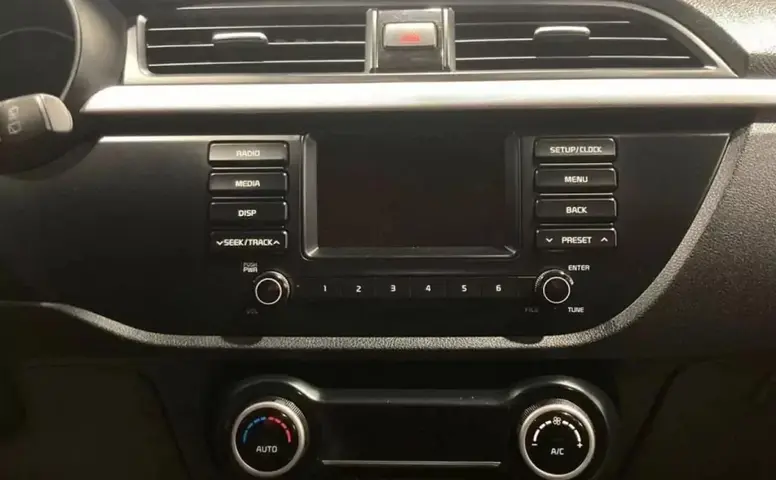 Kia Rio X-Line