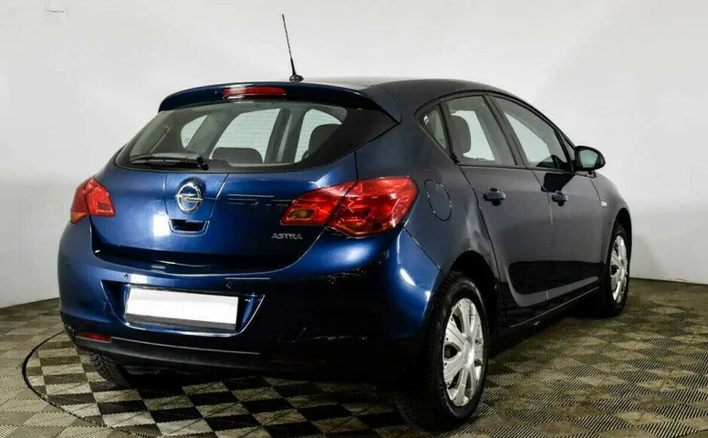 Opel Astra 1.6 Автомат