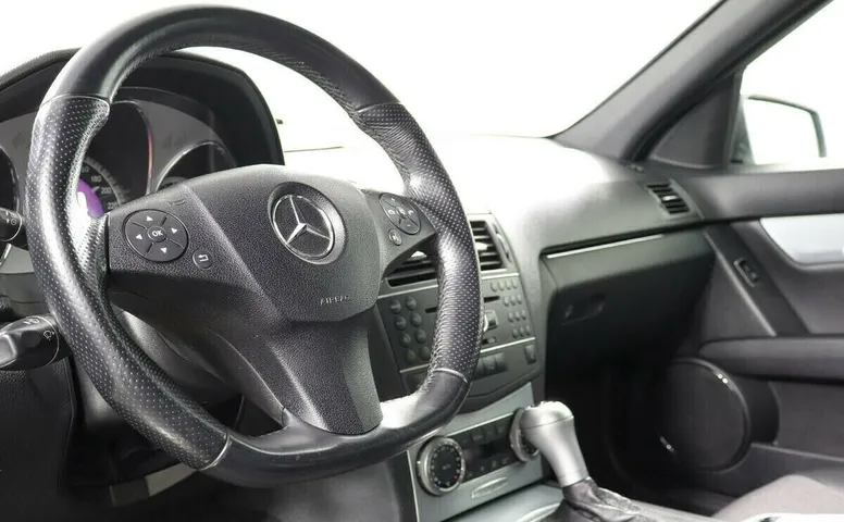 Mercedes-Benz C-Класс III (W204)