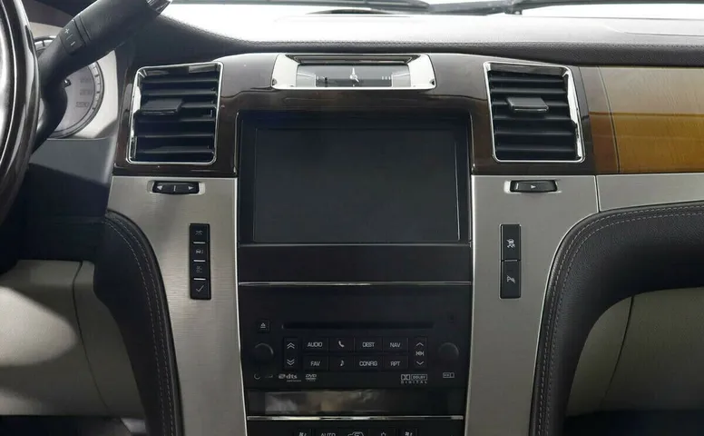 Cadillac Escalade III