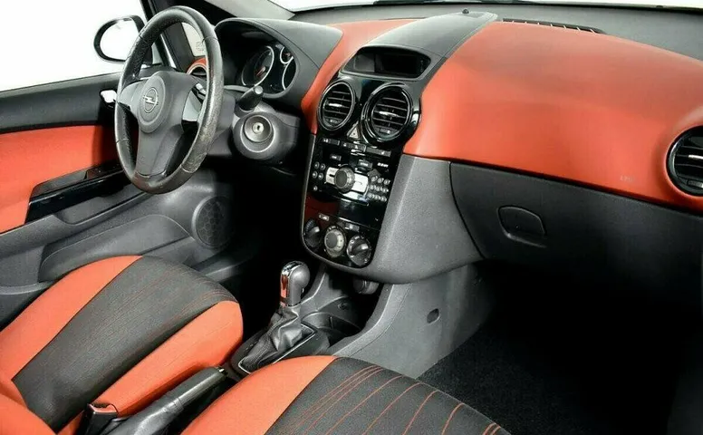 Opel Corsa 1.4 Автомат