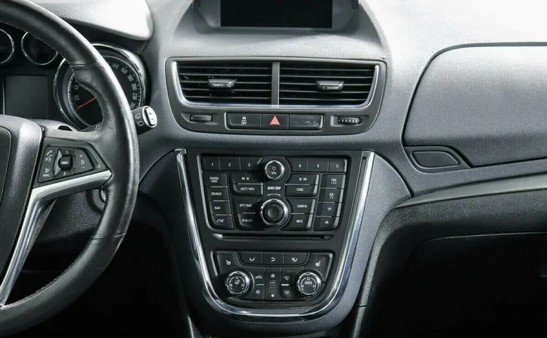Opel Mokka I