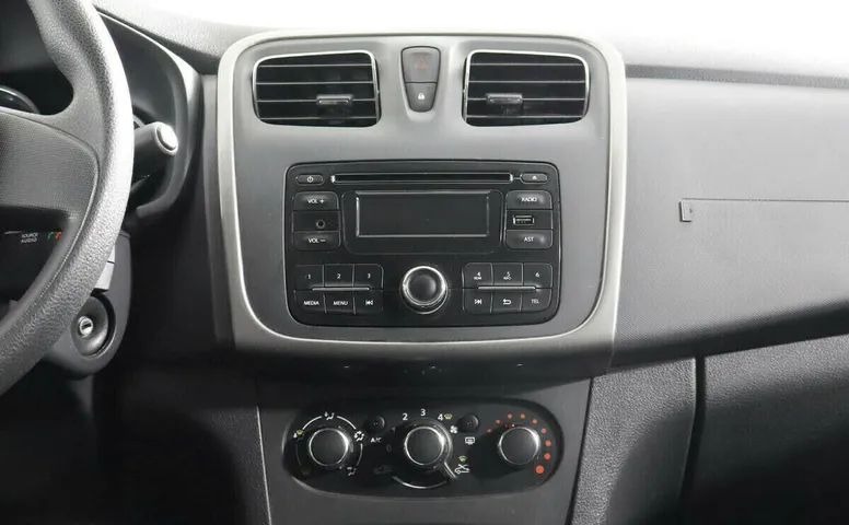 Renault Logan II
