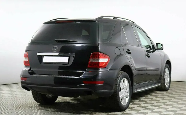 Mercedes-Benz M-Класс 3.0 Автомат