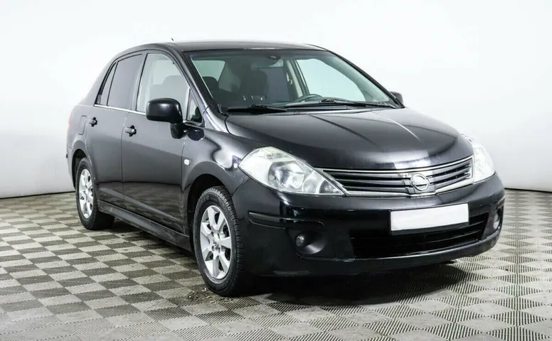 Nissan Tiida I Рестайлинг