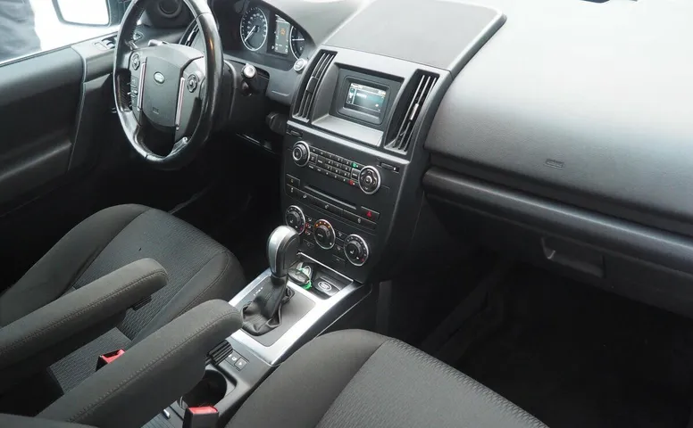 Land Rover Freelander II Рестайлинг 2