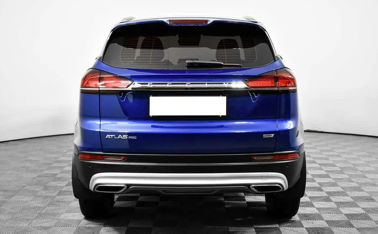 Geely atlas pro робот 2021 с пробегом 8 500 км