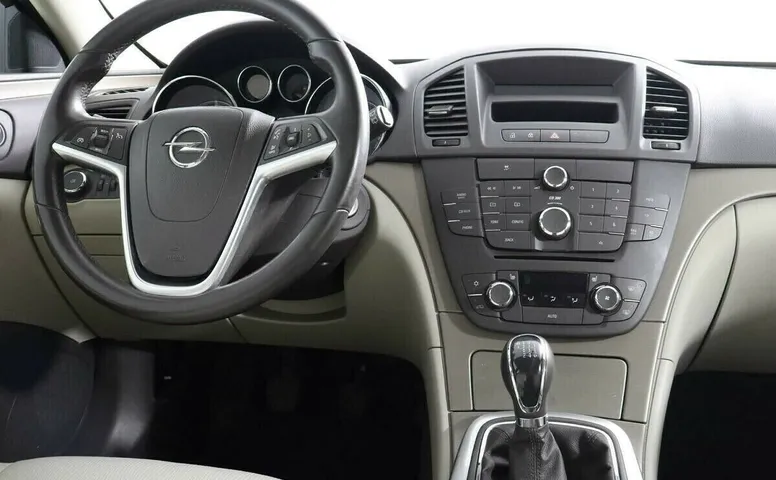 Opel Insignia I