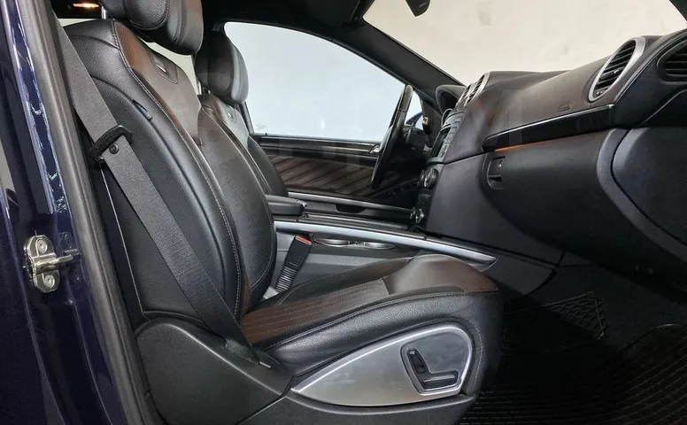 Mercedes-Benz GL-Class