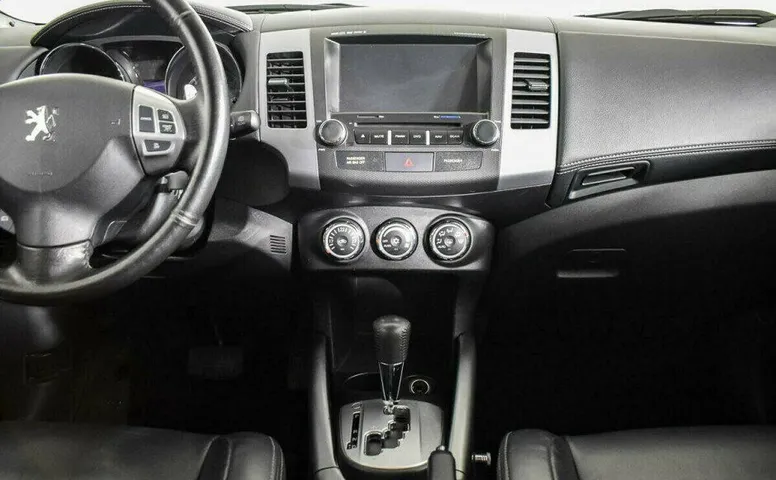 Peugeot 4007 2.4 Вариатор