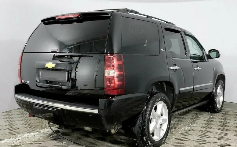 Chevrolet Tahoe III