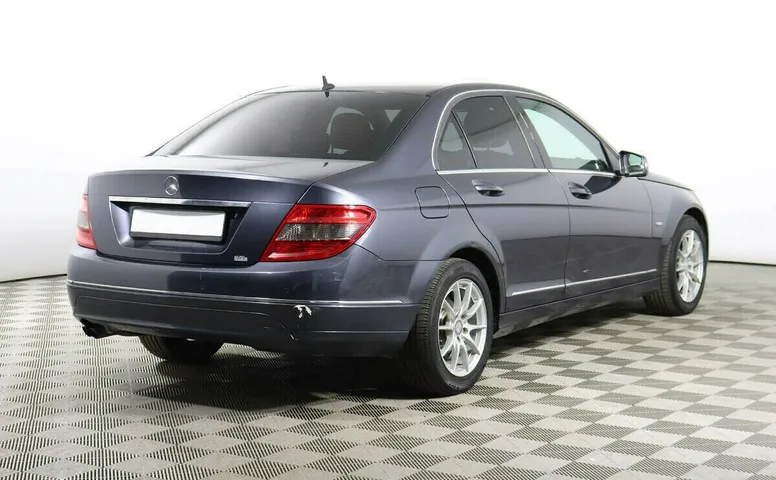 Mercedes-Benz C-Класс III (W204)