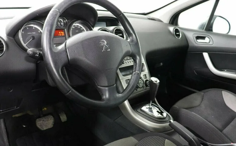 Peugeot 308 1.6 Автомат