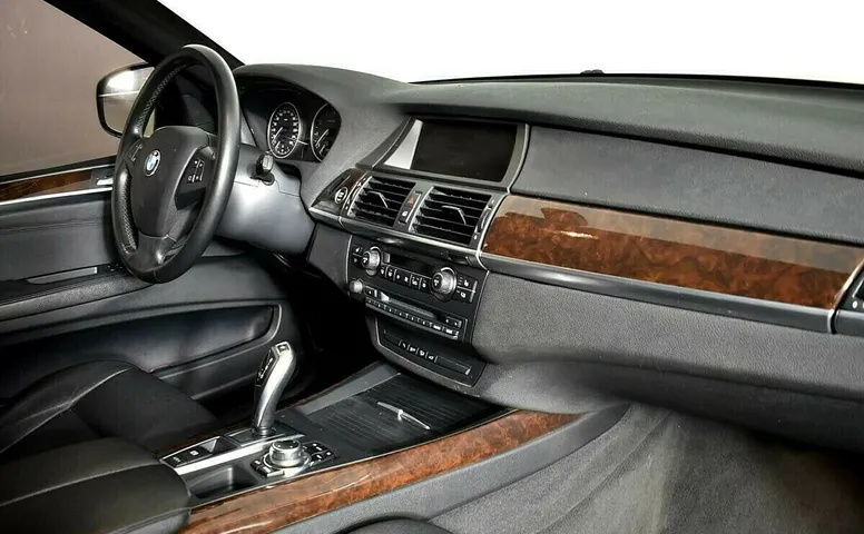 BMW X5 II (E70) Рестайлинг