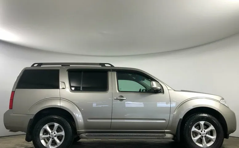 Nissan Pathfinder III Рестайлинг
