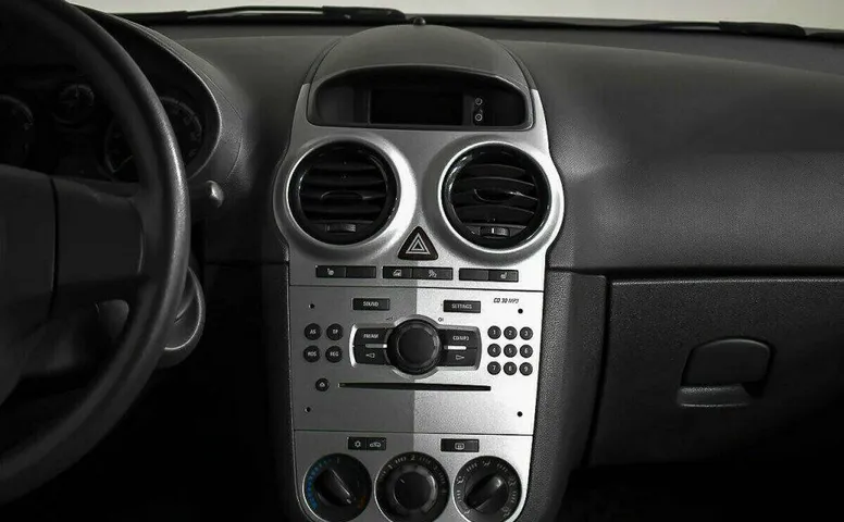 Opel Corsa 1.2 Робот