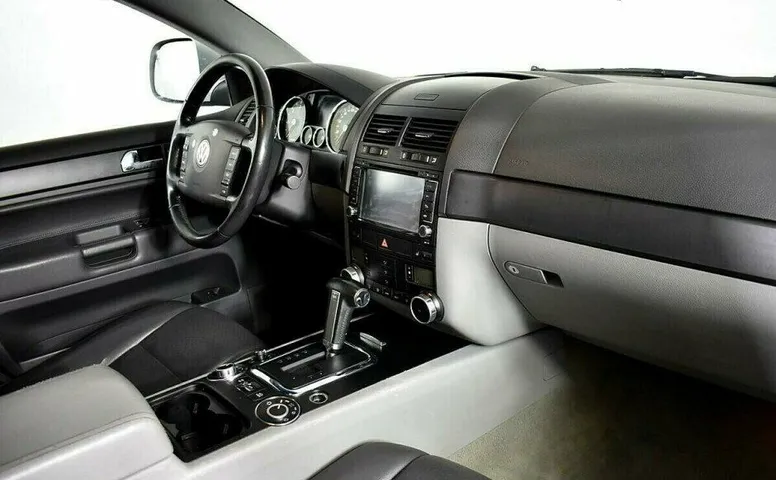 Volkswagen Touareg 2.5 Автомат
