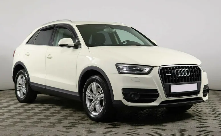 Audi Q3 I (8U)