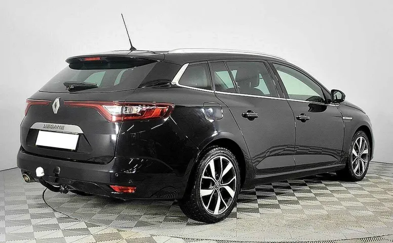 Renault megane мкпп 2017 с пробегом 51 000 км