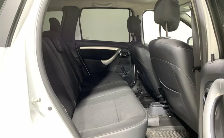 Nissan Terrano III (D10)