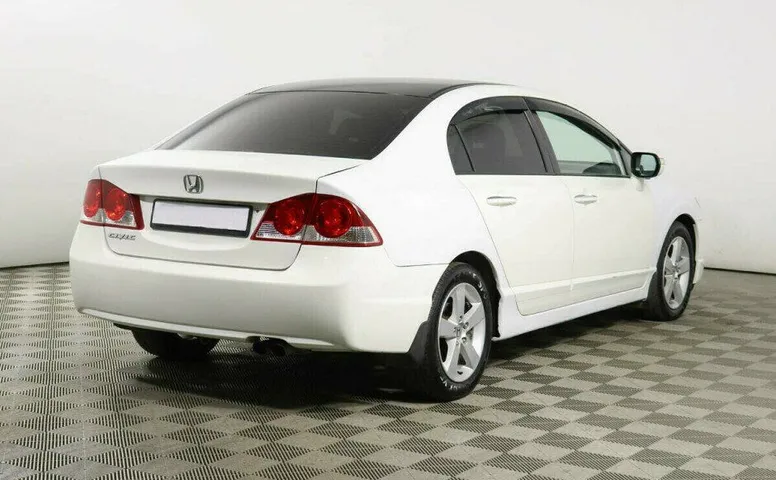 Honda Civic 1.8 Автомат