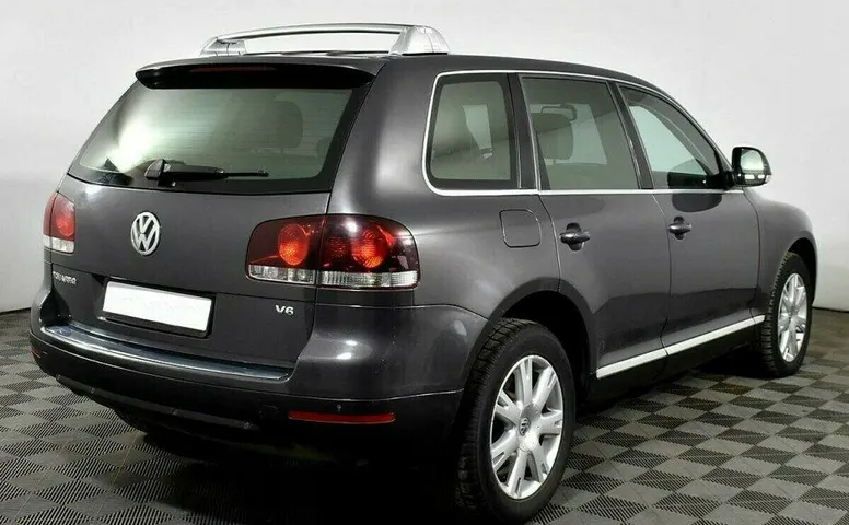 Volkswagen Touareg 3.0 Автомат