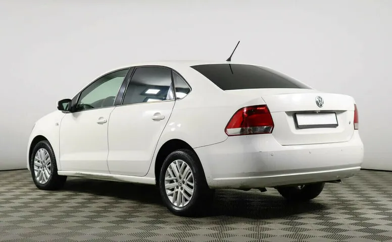 Volkswagen Polo V