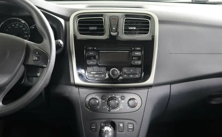 Renault Logan II