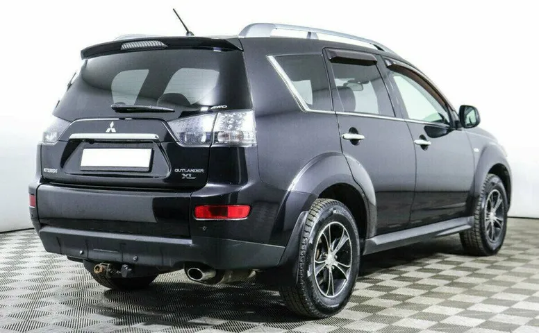 Mitsubishi Outlander 2.4 Вариатор