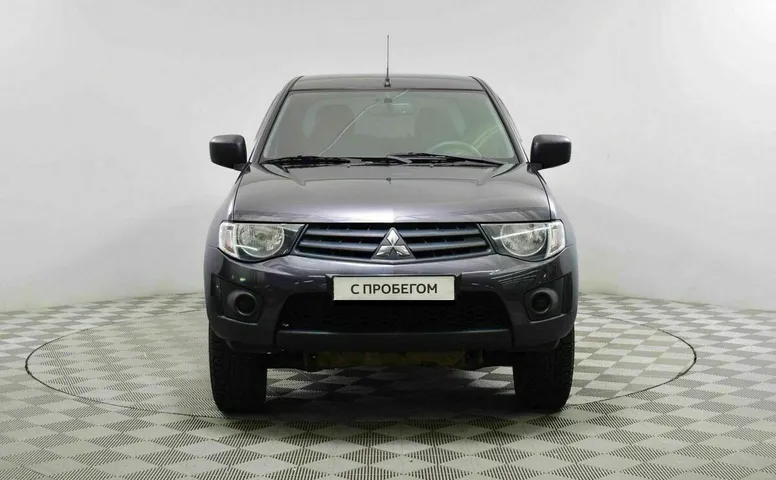 Mitsubishi l200 iv