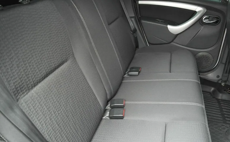 Nissan Terrano III (D10)
