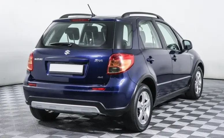 Suzuki SX4