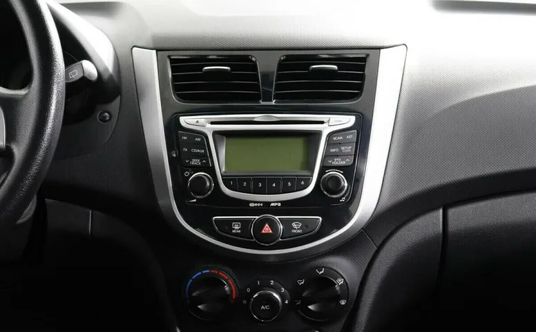 Hyundai Solaris I