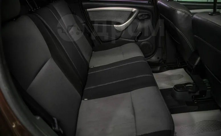 Renault Duster, 1 поколение