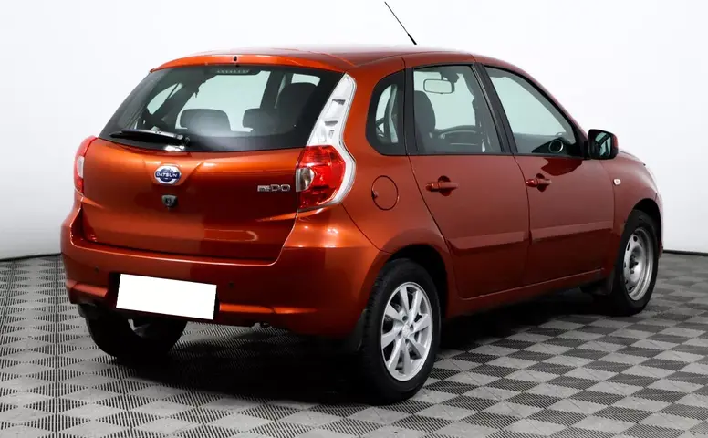 Datsun mi-DO