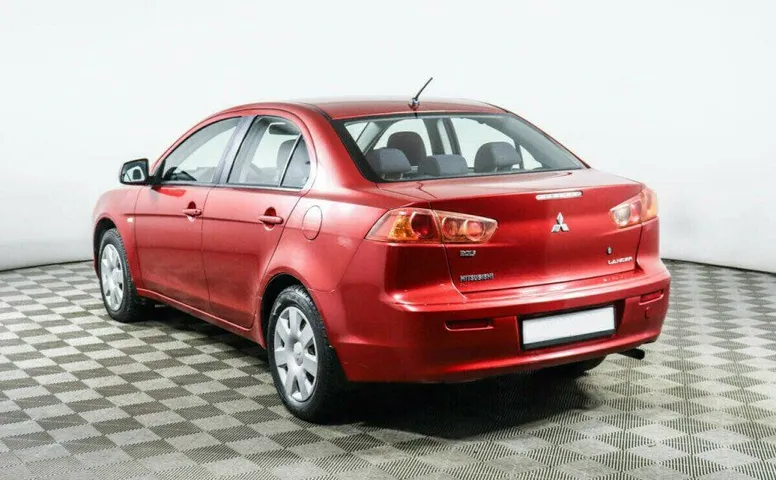 Mitsubishi Lancer 1.5 Автомат