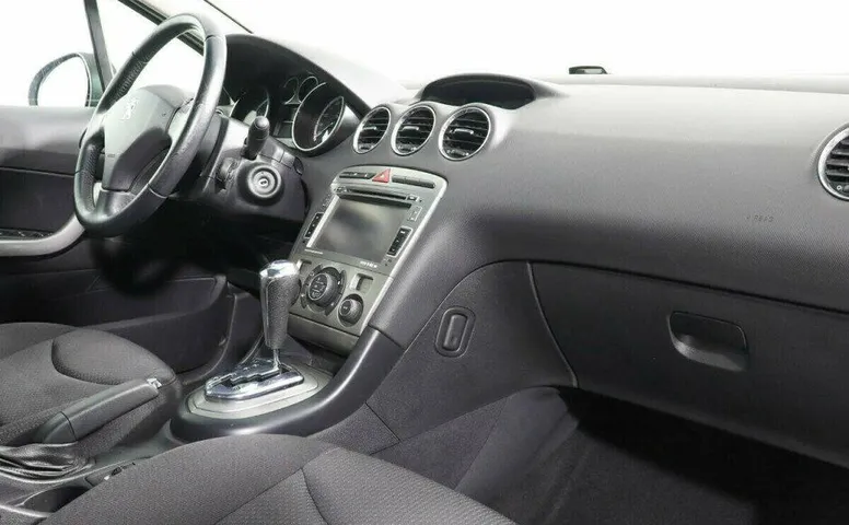 Peugeot 408 1.6 Автомат